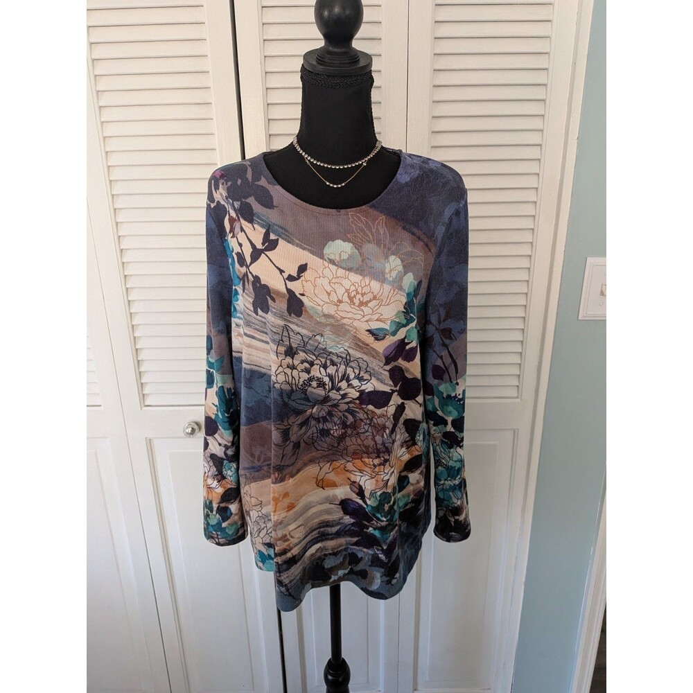 Chico's Multi-Color Floral Wave Long Sleeve Tunic